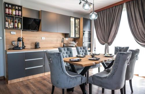 Hisarja Apartamento | Apartment Tiana Lux 2
