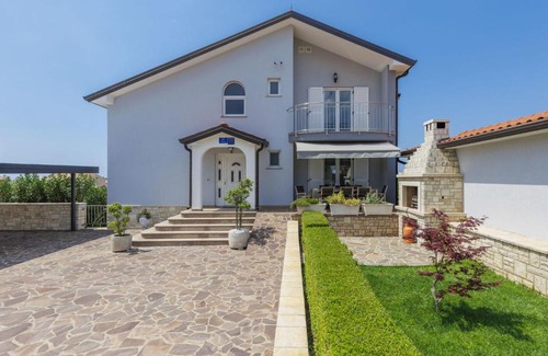 Umag Apartamento | Apartment Tommy-1 by Interhome