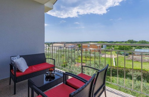 Umag Apartamento | Apartamento Tommy by Interhome