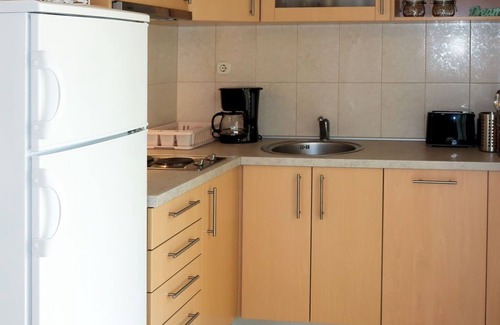 Grebastica Apartamento | Apartamento Toni by Interhome