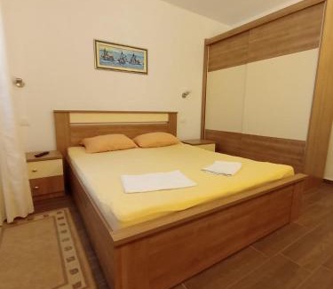 Dugi Rat Apartamento | Apartment Toni