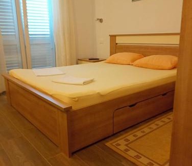 Dugi Rat Apartamento | Apartment Toni