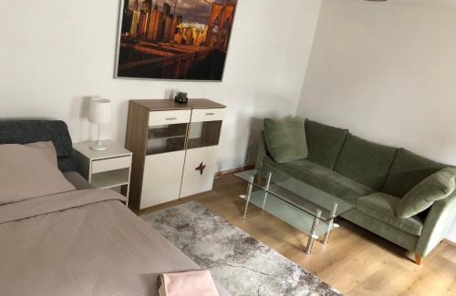Steyr Apartamento | APARTMENT Top 11 ZENTRUM mit 2 Schlafzimmer BESTROOMS eU
