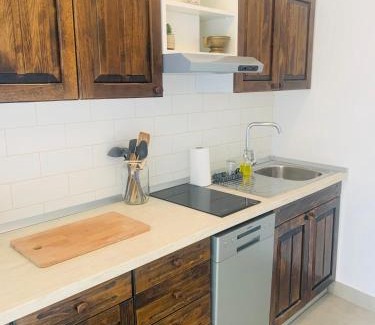 Barbat na Rabu Apartamento | Apartment Trgići