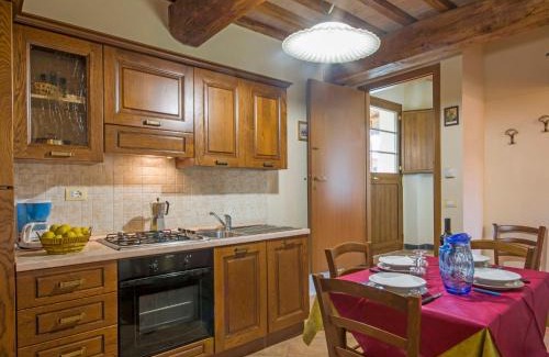 Orentano Apartamento | Apartment Trilocale by Interhome