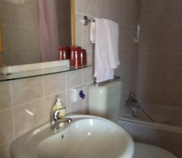 Jadrtovac Apartamento | Apartment Tuja