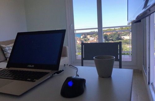 El Perello Apartamento | Apartamento 'Turó De Tjelle' con vistas al mar, Wi-Fi y aire acondicionado