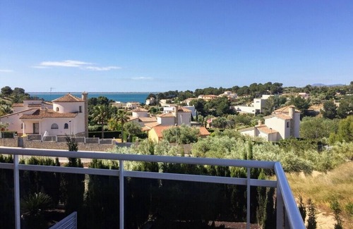 El Perello Apartamento | Apartamento 'Turó De Tjelle' con vistas al mar, Wi-Fi y aire acondicionado