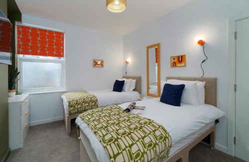 Plymouth Apartamento | Apartment Two by Ocean City Retreats - Two bedrooms, private car park