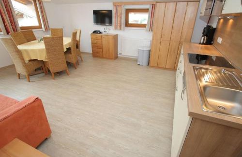 Uderns Apartamento | Apartment Uderns near Hochzillertal Ski Lift