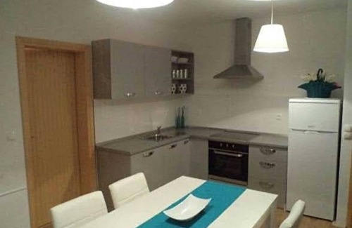 Ugljan Apartamento | Apartment Ugljanski gusari - Two Bedroom Apartment with Balcony and Sea view