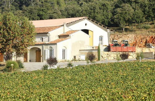 Ponteves Casa | APARTMENT "UGNI BLANC" 4 PERS. IN THE HEART OF A 120-HECT. WINEGROWING ESTATE