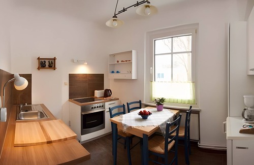Babelsberg Nord Apartamento | Apartment 'Unter den Linden' with Wi-Fi