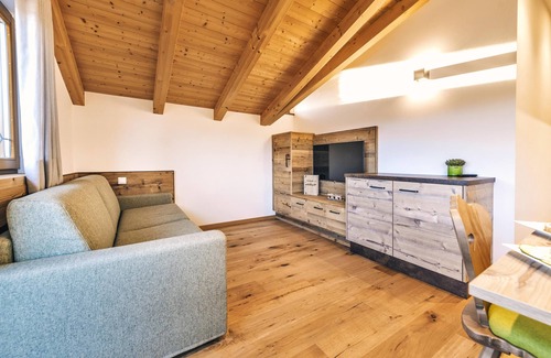 Verano Apartamento | Apartment 'Untermathonhof Abendrot' with balcony, garden and Wi-Fi