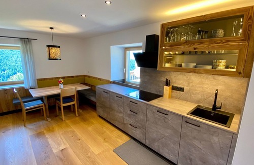 Verano Apartamento | Apartment 'Untermathonhof Omi' with Private Terrace and Wi-Fi