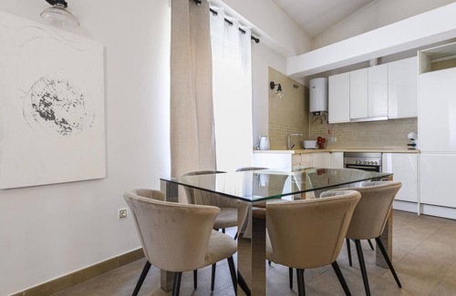 El Pilar Apartamento | Apartamento Valencia, 2 dormitorios, 6 personas