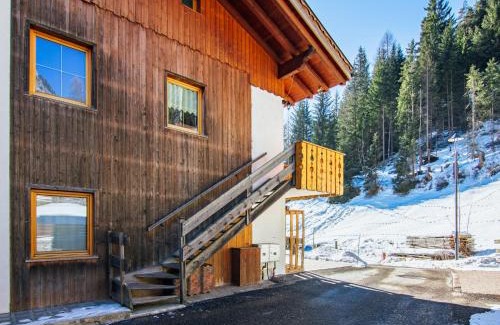 Mazzin Apartamento | Apartment Valentini by Interhome