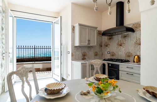 Bussana Apartamento | Apartamento Vega by Interhome