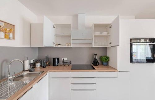 Loerrach Apartamento | Apartment Verso - Stylish 3BR Suite Near Basel