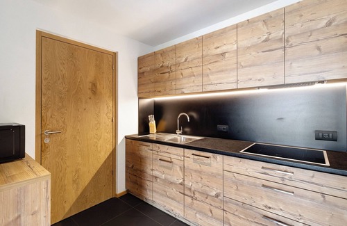 Valdaora di Mezzo Apartamento | Apartamento 'Villa Kriendl Nr 3 Piz Da Peres' con vistas a la montaña, terraza privada y Wi-Fi