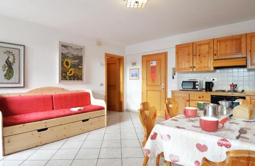 Campitello di Fassa Apartamento | Apartment Villa Placidia Apt 22 by Interhome