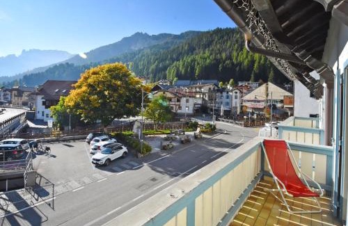 Campitello di Fassa Apartamento | Apartment Villa Placidia Apt 22 by Interhome