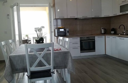 Karlobag Apartamento | Apartment Villa Bijele Stijene - Two Bedroom Apartment with Terrace and Sea View