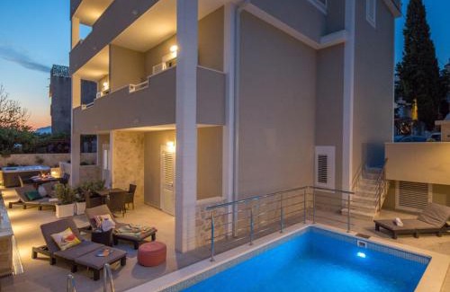 Podstrana Apartamento | Apartment Villa Franko Maris