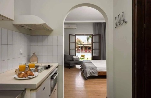 Alepou Apartamento | Apartment village with pool, close to Corfu Town (2.5 Km)