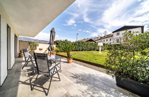 Tesimo Apartamento | Apartamento "Vinum - Schlosserhaus 31" con terraza y vistas a la montaña