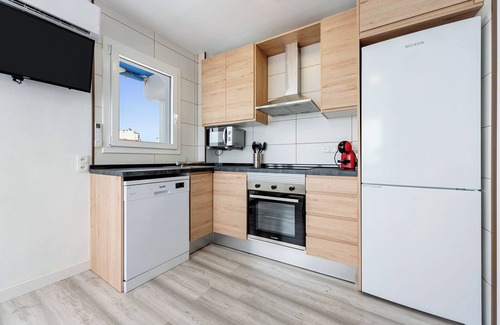L'Ampolla Apartamento | Apartamento 'Vora Port' con vistas al mar, Wi-Fi y aire acondicionado
