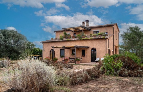 Manciano Apartamento | Apartamento 'Vulcinea In Poggio Rocco' con terraza privada, Wi-Fi y aire acondicionado