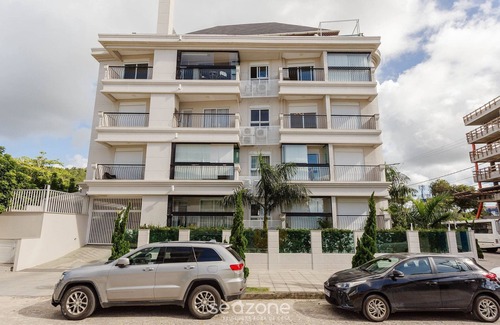 Jurere Apartamento | Apartment w/ Pool, 85m From Beach in Jurere Ptj203