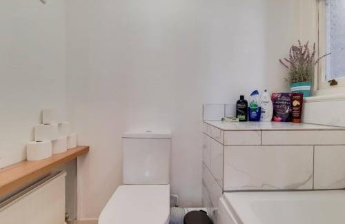 Ealing Apartamento | Apartment w workspace in Ealing