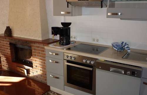 Fischbach bei Dahn Apartamento | Apartamento 'Wasigenstein' con vistas a la montaña, terraza privada y Wi-Fi