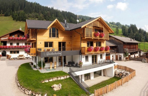 San Vito Apartamento | Apartamento "Waidacherhof Wald" con vistas a la montaña, balcón y Wi-Fi