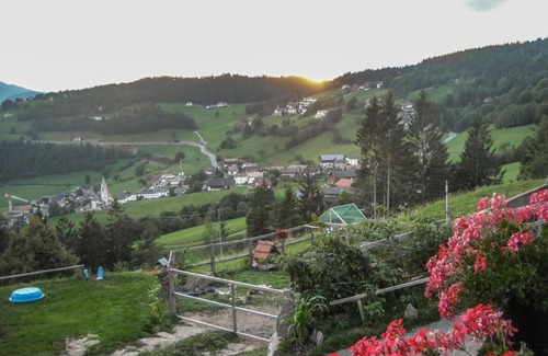 Meltina Apartamento | Apartamento 'Wald' con vistas a la montaña, jardín compartido y Wi-Fi