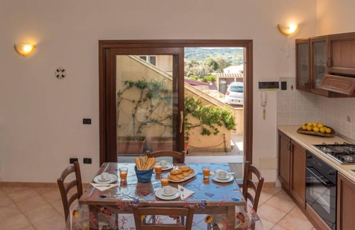 Porto Pollo Apartamento | Apartamento Wave by Interhome