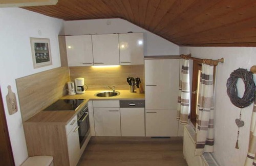 Weerberg Apartamento | Apartamento Wiesengruen - Floachhof - vacaciones de granja de 4 flores de calidad probada