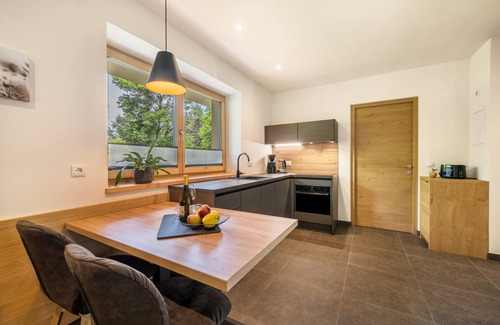 Tesimo Apartamento | Apartamento 'Wiesgut Stark' con vistas a la montaña, terraza privada y Wi-Fi