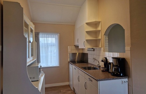 Meliskerke Casa | Apartment Willow with beautiful garden and terrace