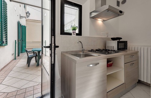 Calenzano Apartamento | Apartamento "Wilma" con terraza privada y Wi-Fi