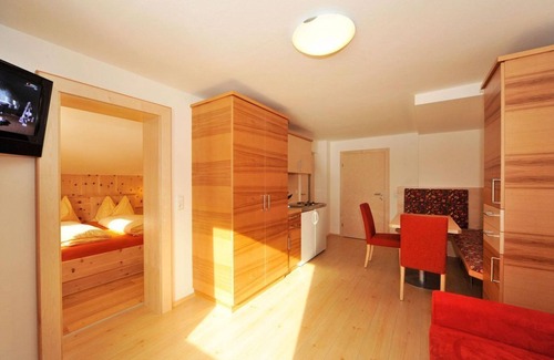 Heiligenblut Cama Y Desayuno | Apartment with 1 bedroom and infrared cabin - Pension-Appartements