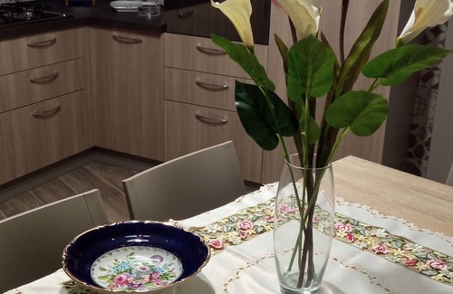 Verduno Apartamento | APARTMENT WITH 4 PLACES IN RENOVATED HOUSE IN HISTORIC CENTER