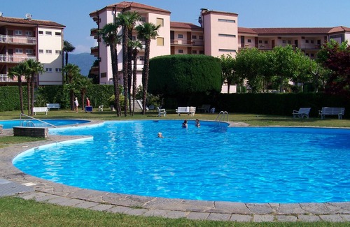 Villaggio Belmonte Apartamento | Top SEEBLICK Piscina Playa Balcón 2 HAB. Apartamento Belmonte Lago Maggiore WLAN garaje