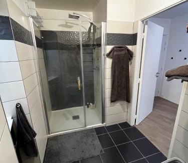 Clamart Apartamento | Apartment with a terrace