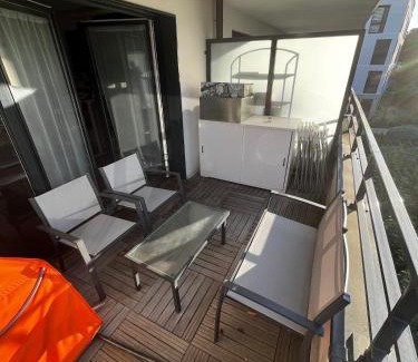 Clamart Apartamento | Apartment with a terrace