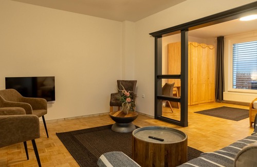 Minden Casa | Apartment with a view of the Wiehengebirge and the leisure park