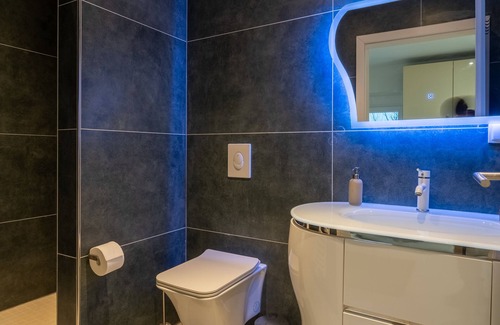 Minden Casa | Apartment with a view of the Wiehengebirge and the leisure park