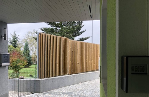 Leupoldsgrun Apartamento | Apartamento con balcon